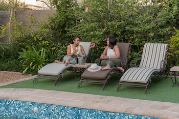 baruch guesthouse on lovell