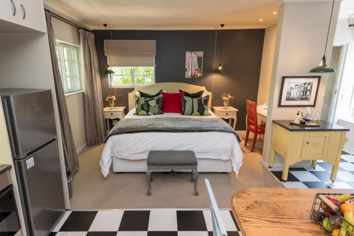 baruch guesthouse on lovell