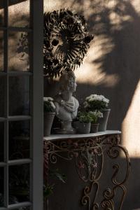 baruch guesthouse on lovell