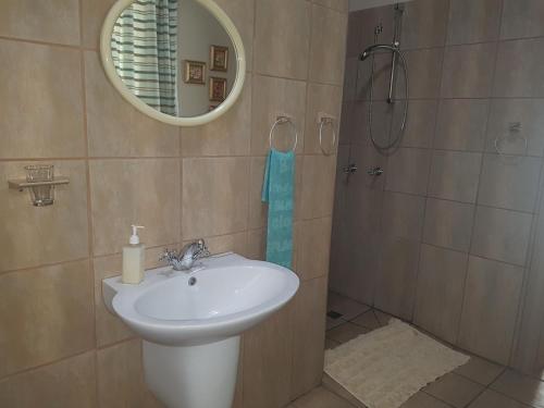 steytlerville villa guest house