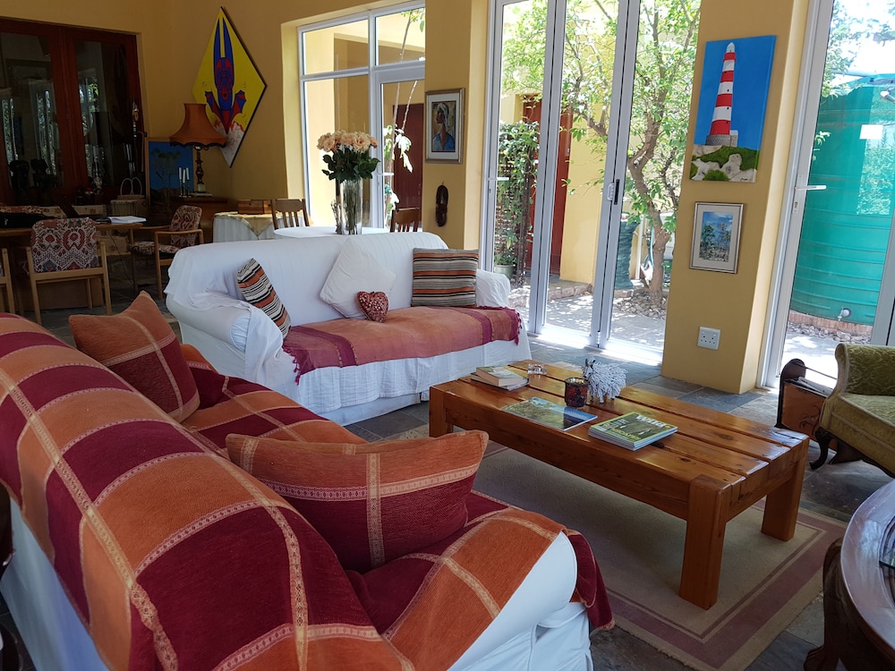steytlerville villa guest house