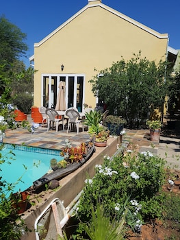 steytlerville villa guest house
