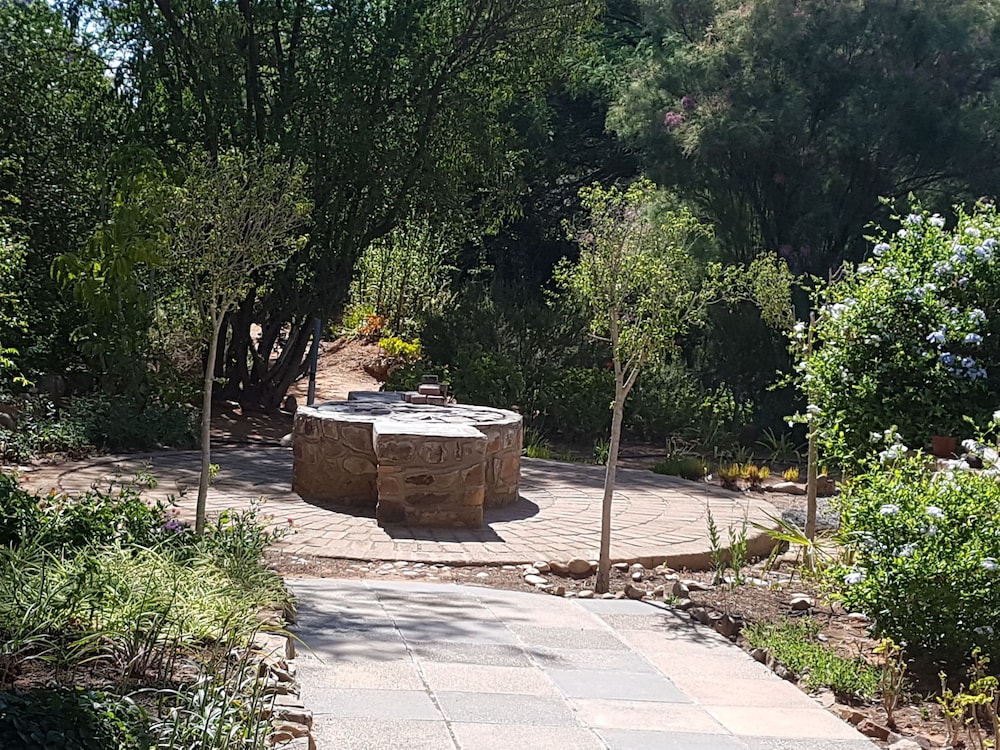 steytlerville villa guest house