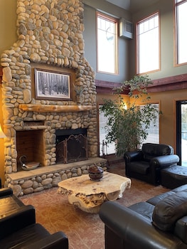 Elkwater Lake Lodge,Cypress County>>Alberta,3 star