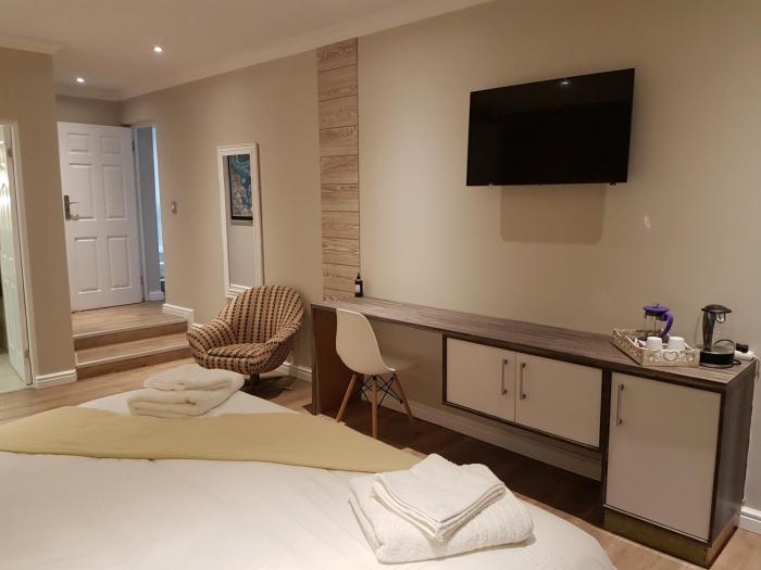 riverview guesthouse