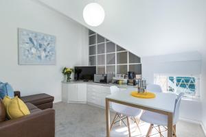 rustic manor bed and breakfast