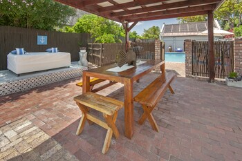 6 Stemmet Lodge,Hermanus>>Cape Town,4 star