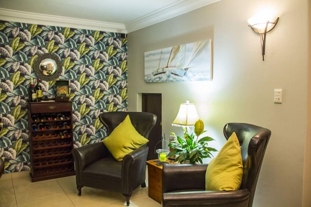the hamptons guest house