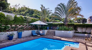 the hamptons guest house