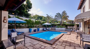 the hamptons guest house
