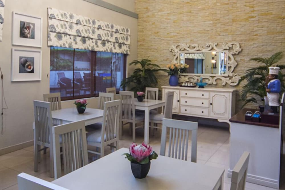 the hamptons guest house