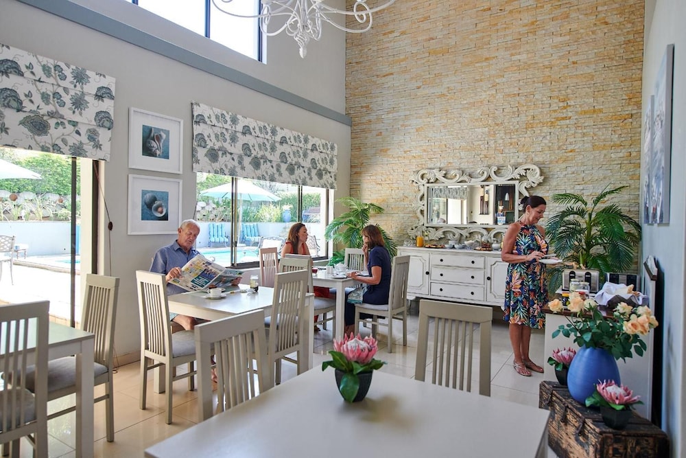 the hamptons guest house