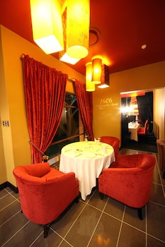 cycad guest house