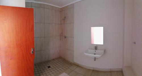 pofadder inn by country hotels