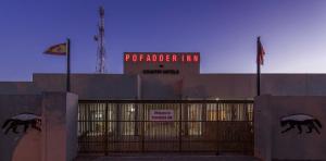 pofadder inn by country hotels