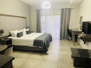 manor hills guest lodge