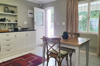 laurel cottage self catering suites