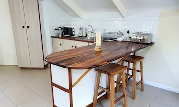 laurel cottage self catering suites