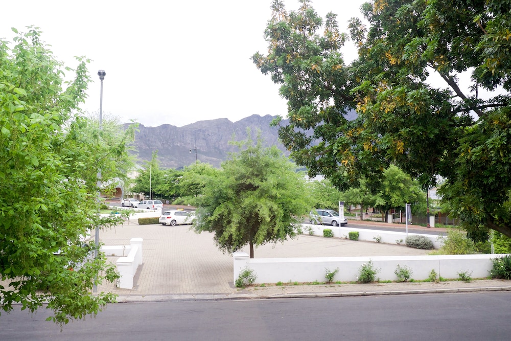 laurel cottage self catering suites