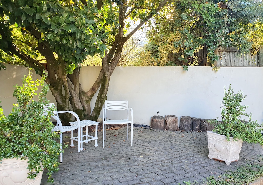 laurel cottage self catering suites