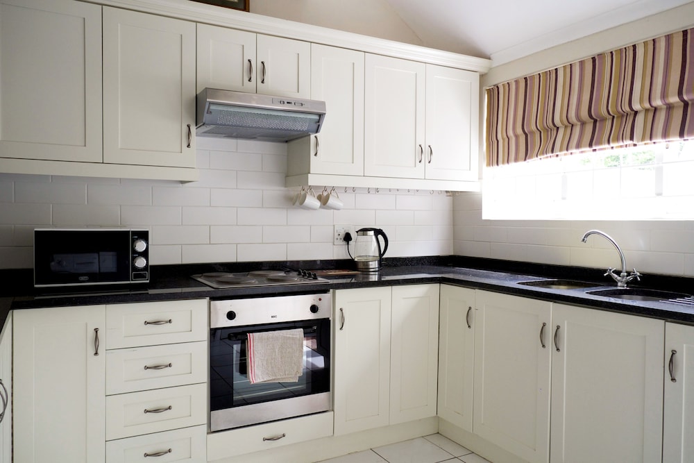 laurel cottage self catering suites
