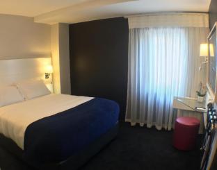 signature lux hotel by onomo sandton