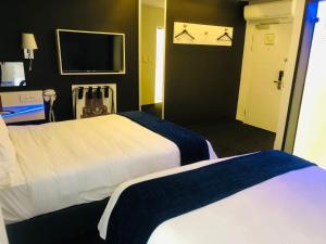 signature lux hotel by onomo sandton