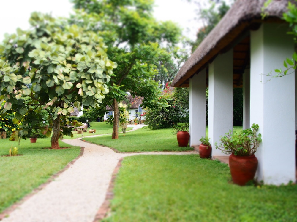 thokozani lodge