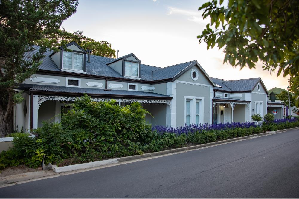 macaron boutique guest house