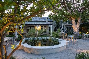 macaron boutique guest house