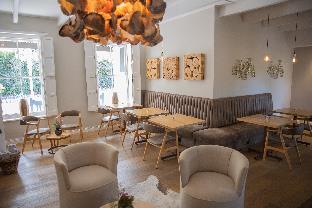 macaron boutique guest house