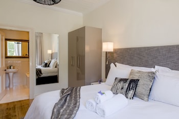 macaron boutique guest house