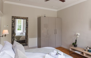 macaron boutique guest house