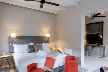 macaron boutique guest house