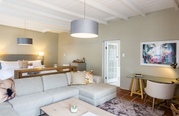 macaron boutique guest house