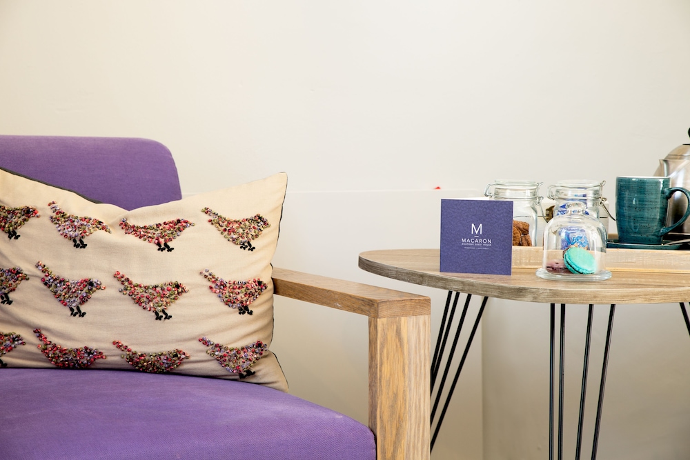 macaron boutique guest house