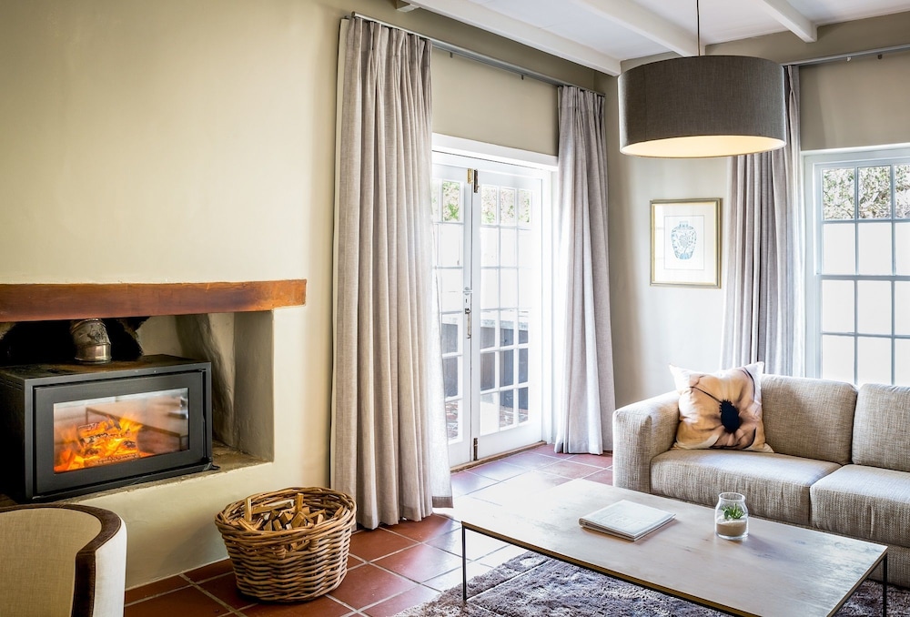 macaron boutique guest house