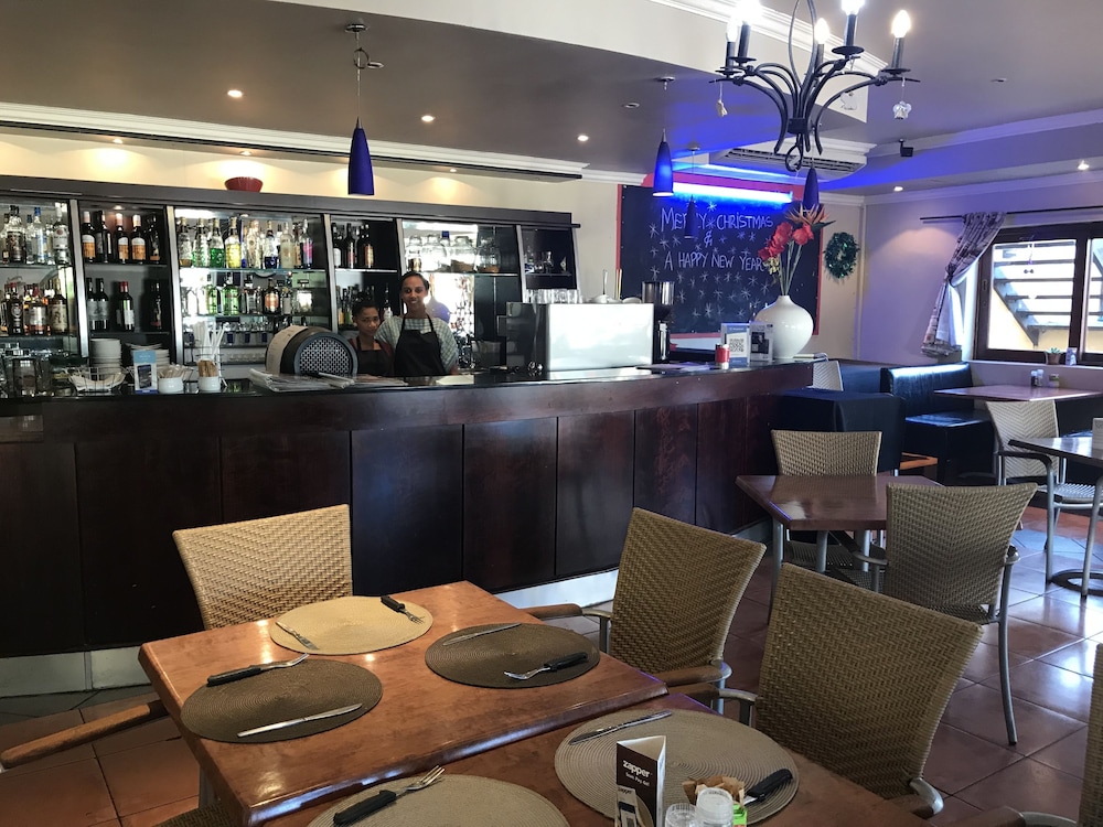 vjs guesthouse and restaurant