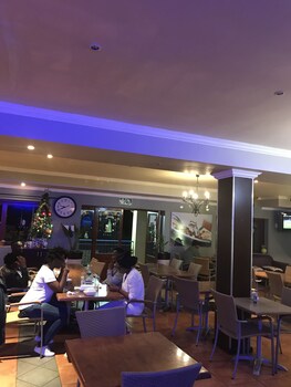 vjs guesthouse and restaurant