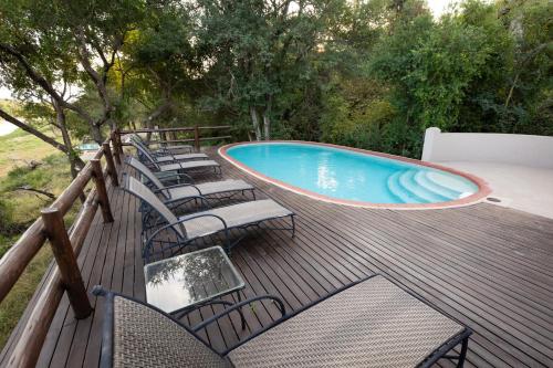 nyati safari lodge