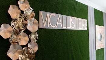 Mcallisters On 8Th,Durban>>Berea,4 star