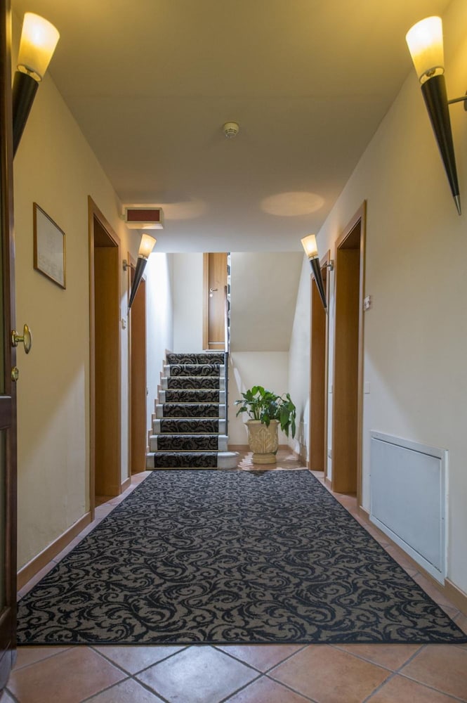 hotel venice resort airport