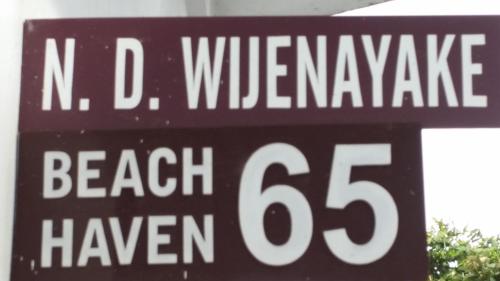 mrs wijenayakes beach haven guest house