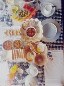 mrs wijenayakes beach haven guest house