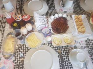 mrs wijenayakes beach haven guest house