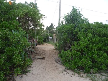beach lagoon guesthouse