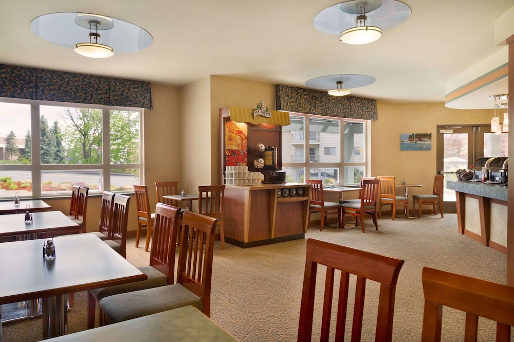ramada by wyndham nanaimo
