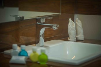 sungreen resort and spa