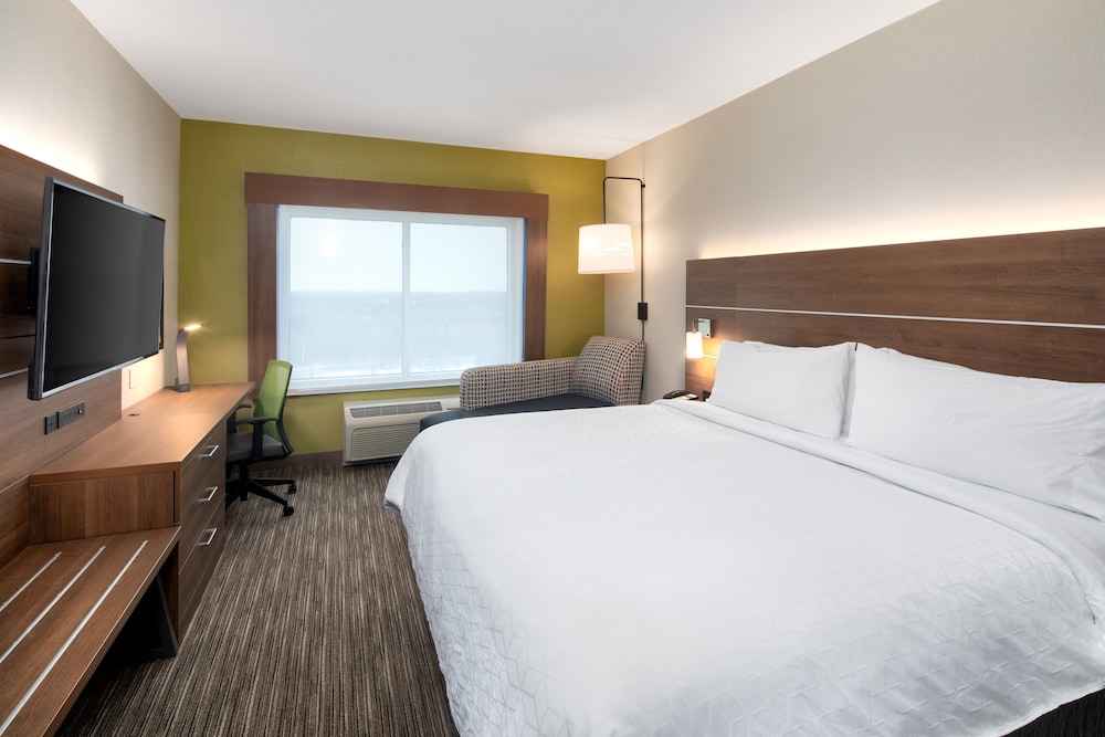 holiday inn express and suites halifax airport by ihg