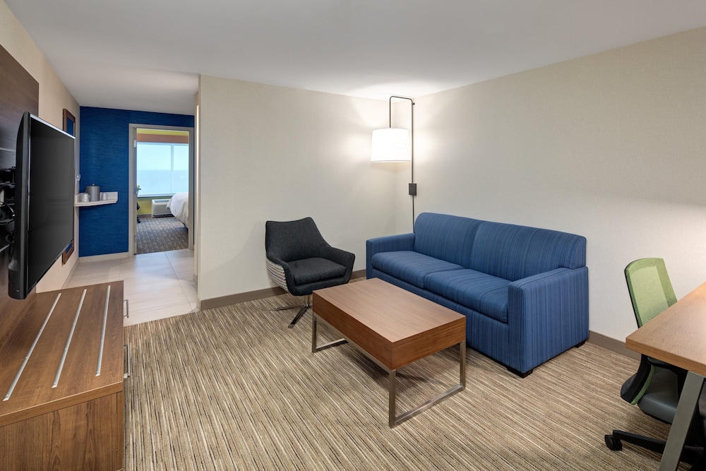 holiday inn express and suites halifax airport by ihg